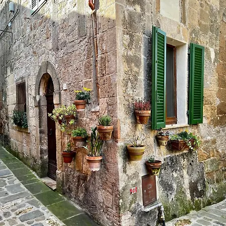 Santa Monaca Medieval House Holiday home Sorano (Grosseto)