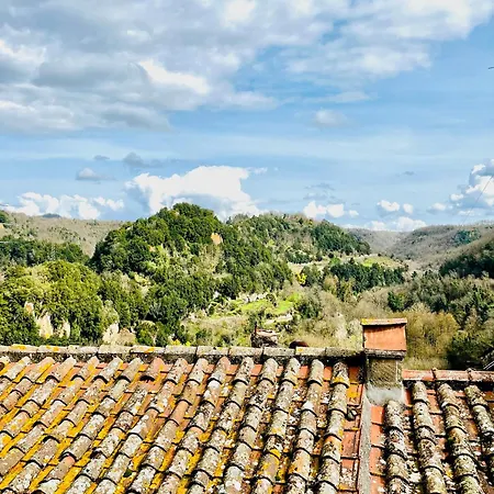 Сasa de vacaciones Santa Monaca Medieval House *
