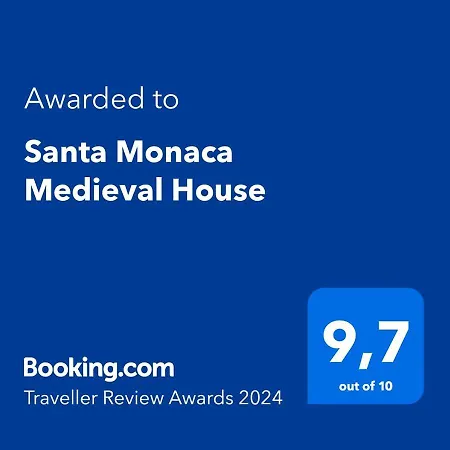 Santa Monaca Medieval House *